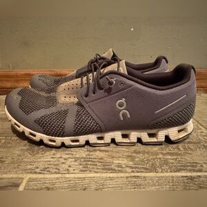 On Running Gray Athletic Shoes with Engineered Mesh and Segmented Sole